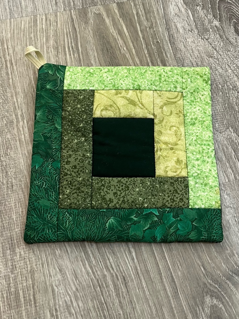 Vintage Handmade Green Square Knit Fabric Pot Holder Kitchen Hot Pad